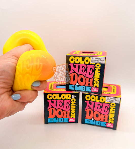 Needoh colour change Cube