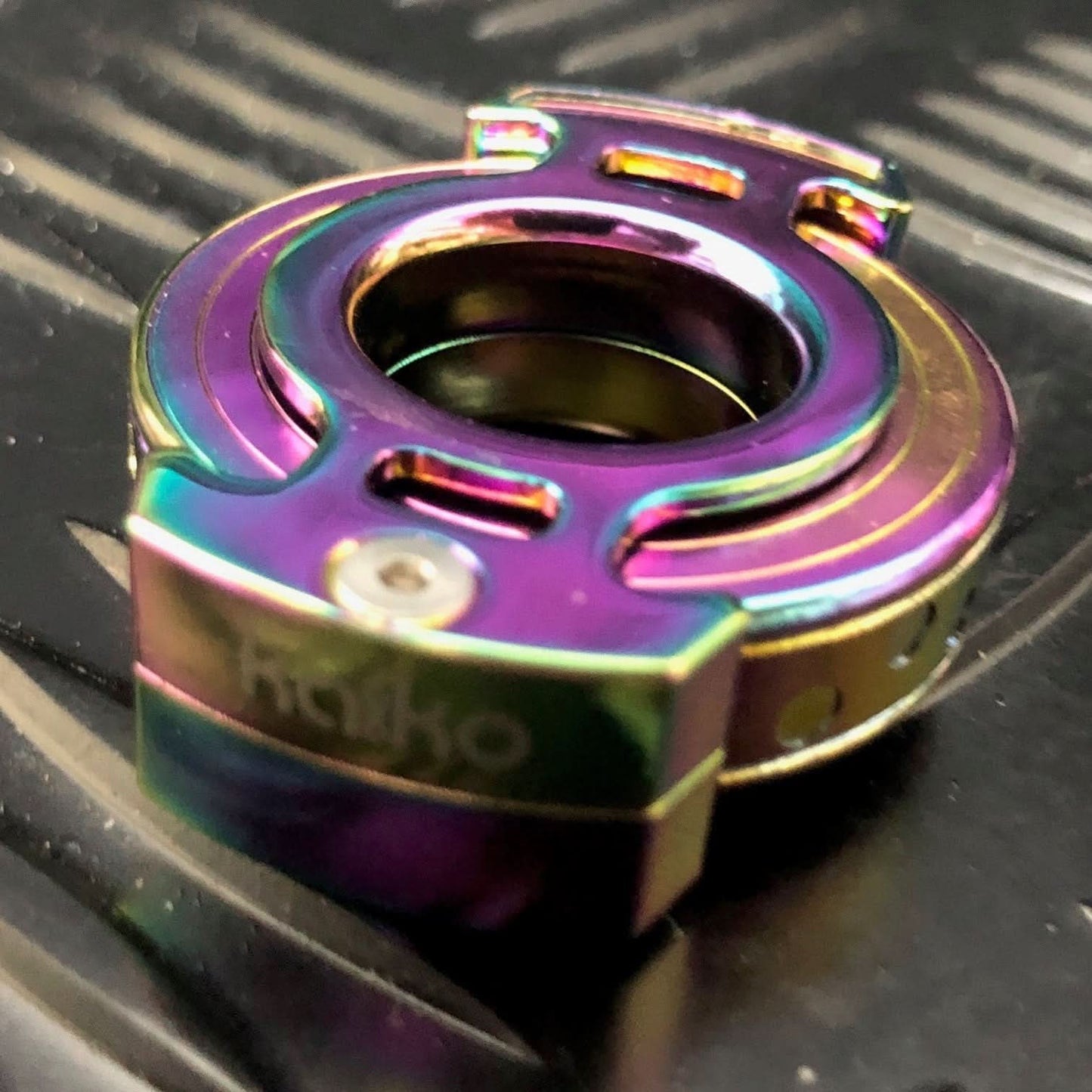 Kaiko Metal Spinner Ring