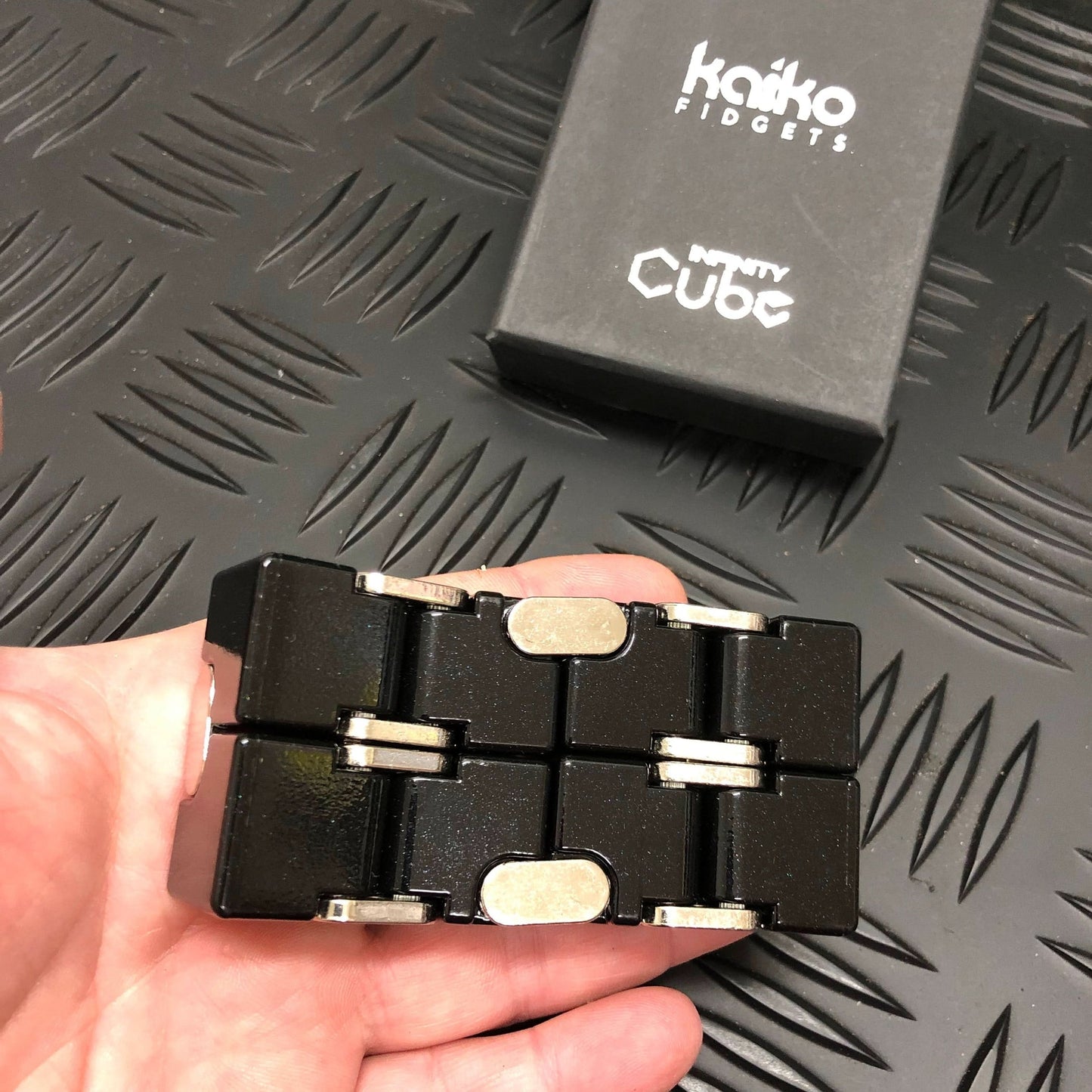 Kaiko weighted infinity cube