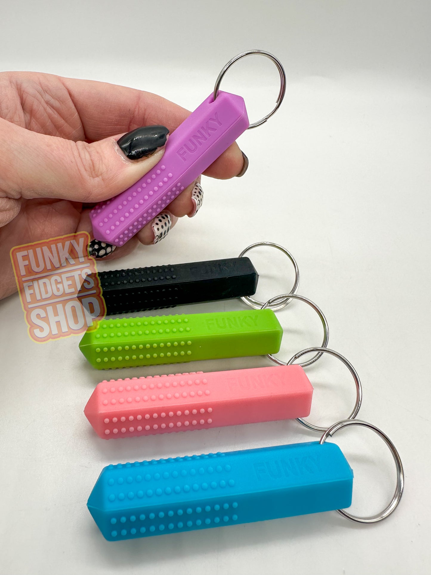 Funky Chew Zip attachment