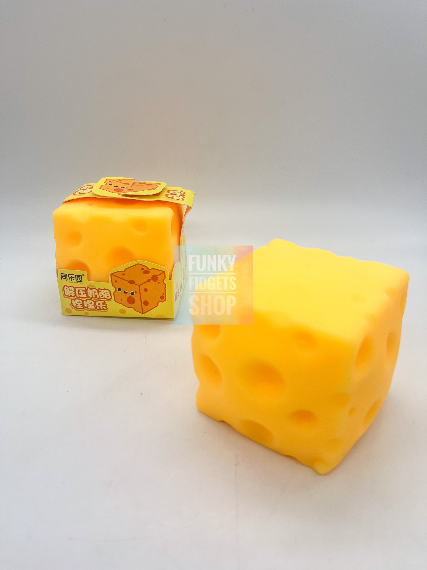 Dough Squeeze Cheese