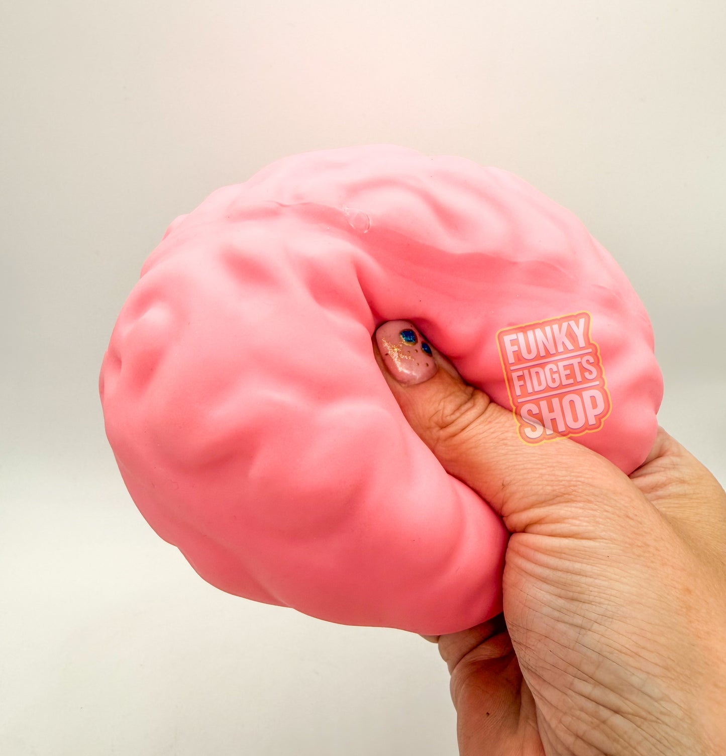 Giant stress brain