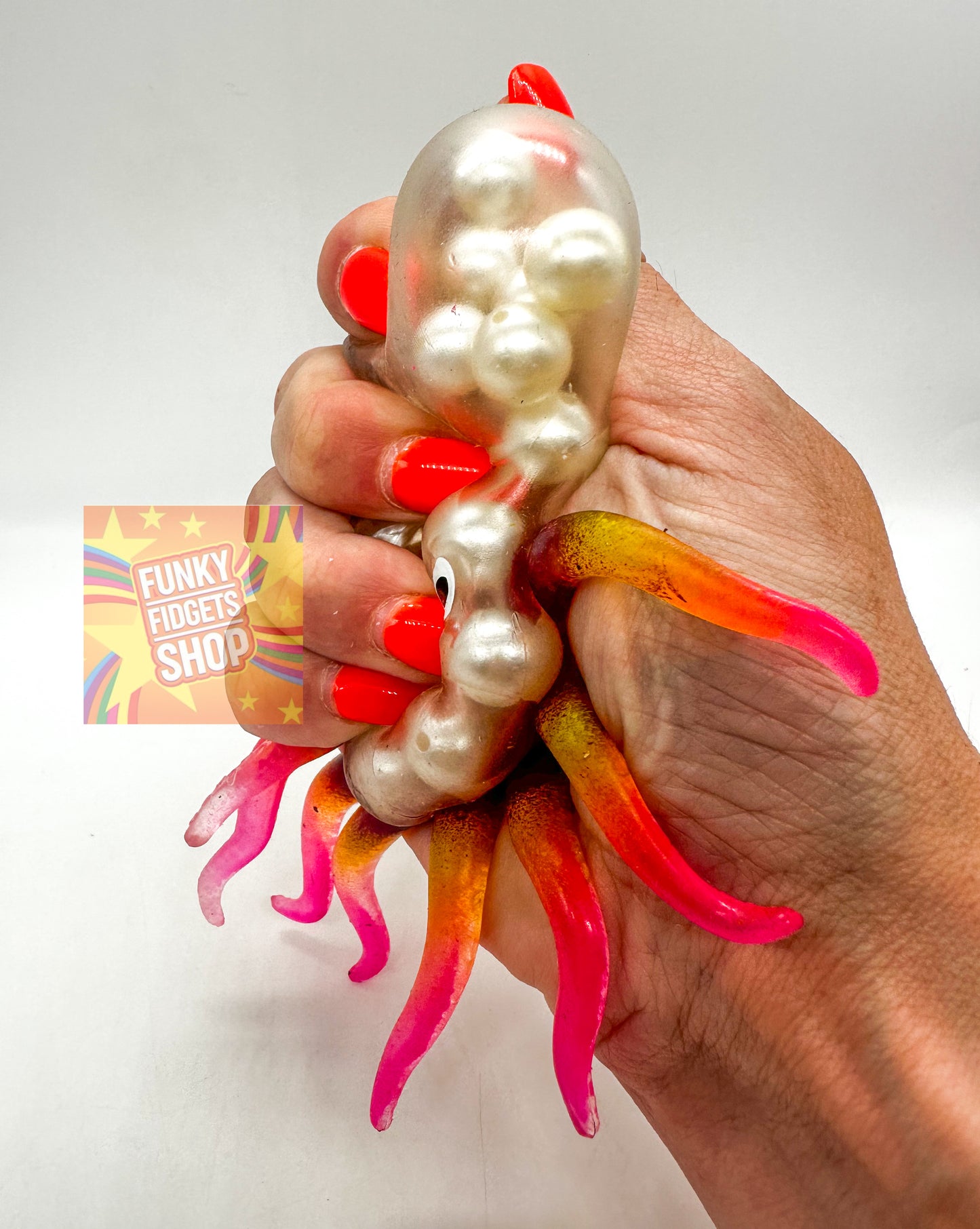 Crackling Pearl Octopus