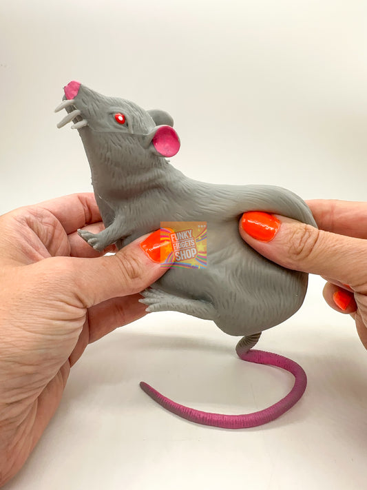 Stretchy Rat