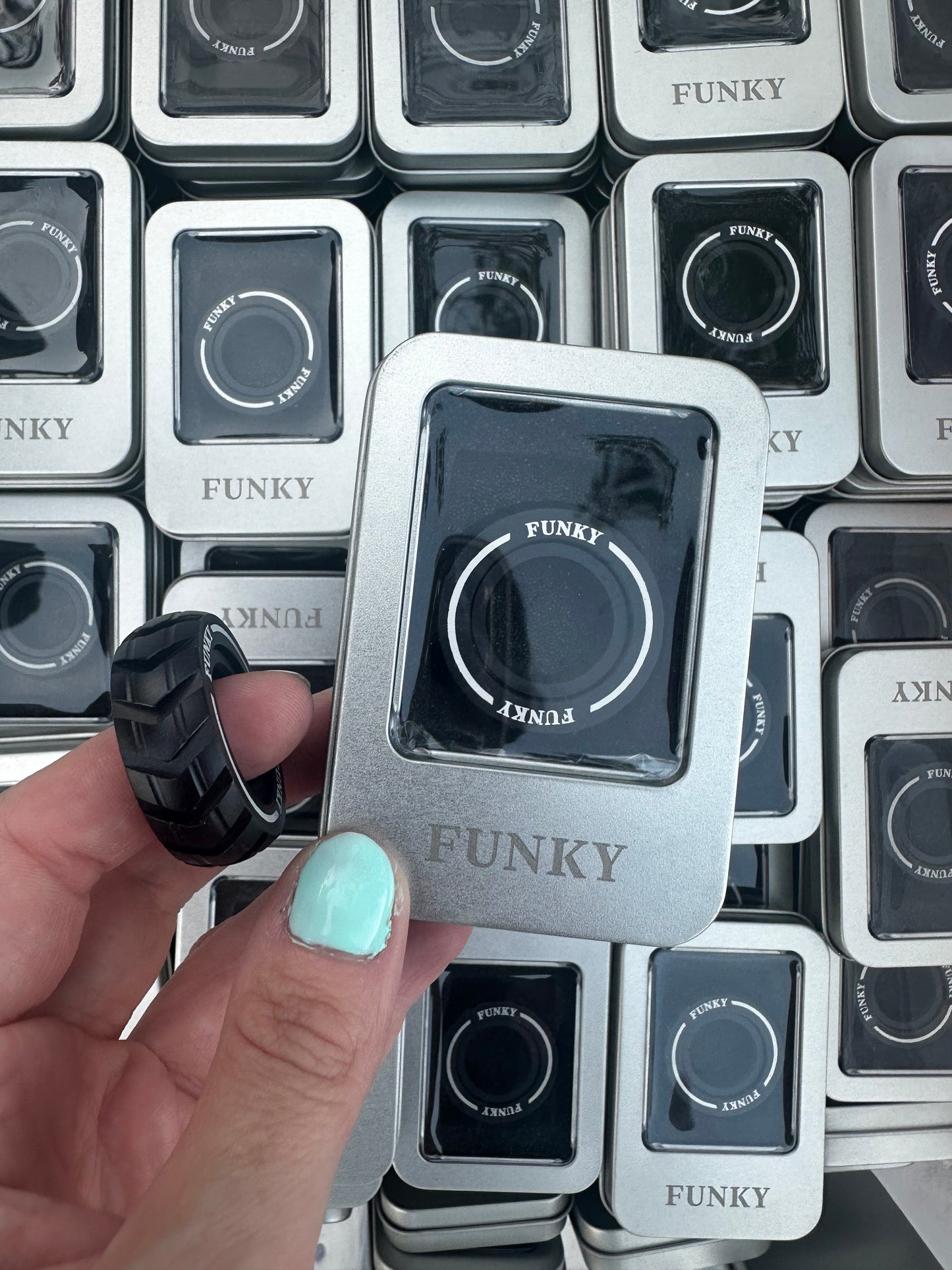 Funky Metal Wheel Clicker