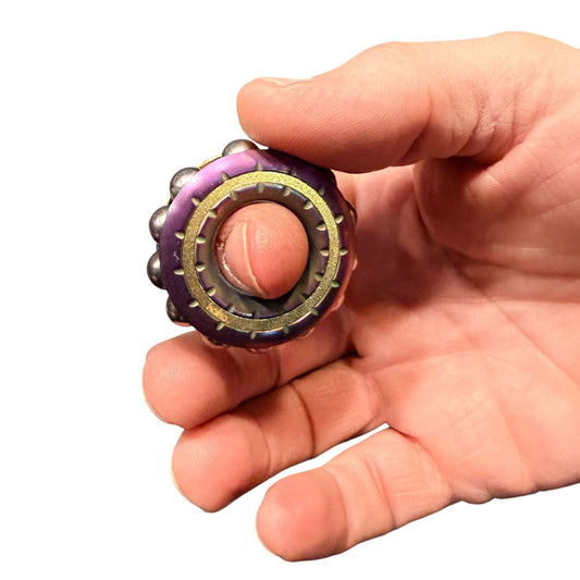 Kaiko Freewheel Spinner – Oil Slick Metal Sensory Tool