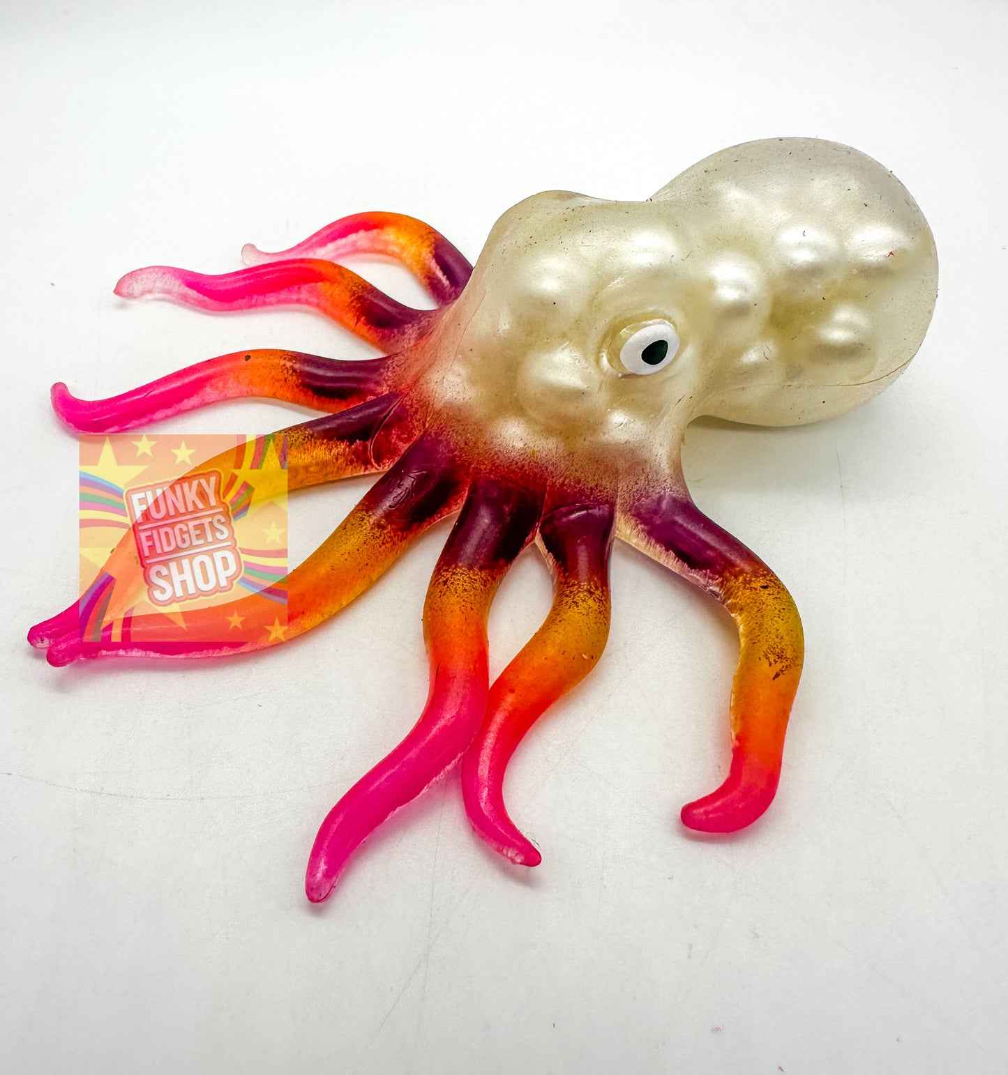 Crackling Pearl Octopus