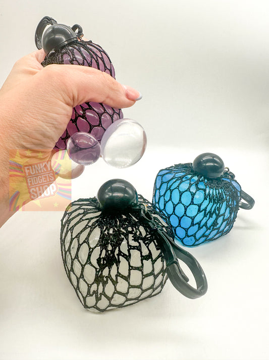 Squishy mesh cube