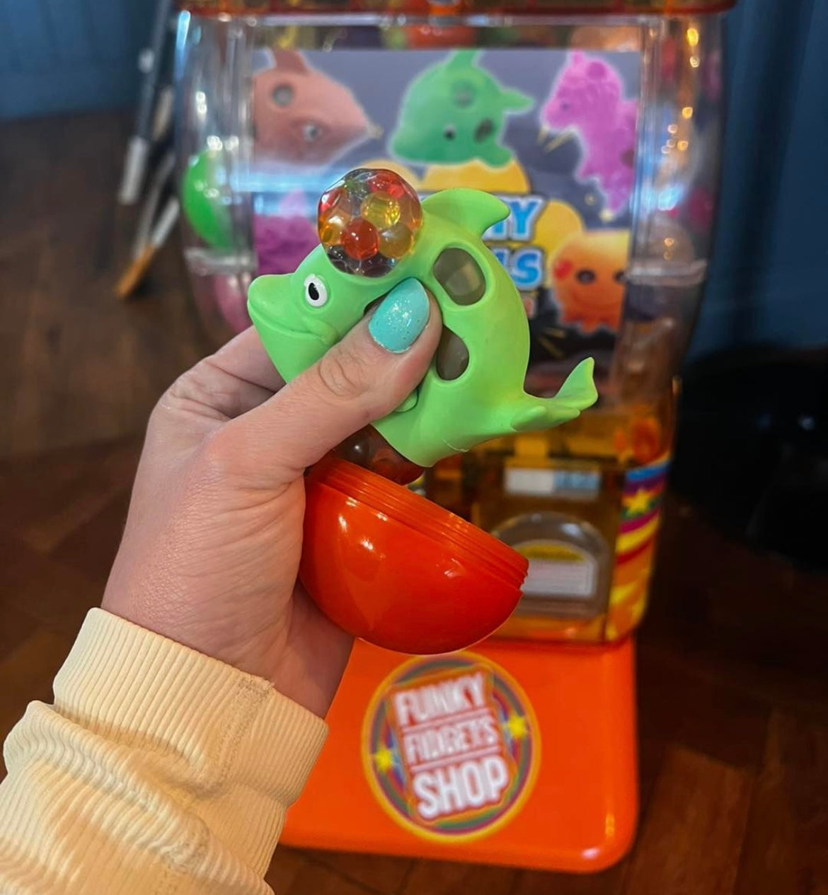 Vending Machine Capsule – FunkyFidgetsShop