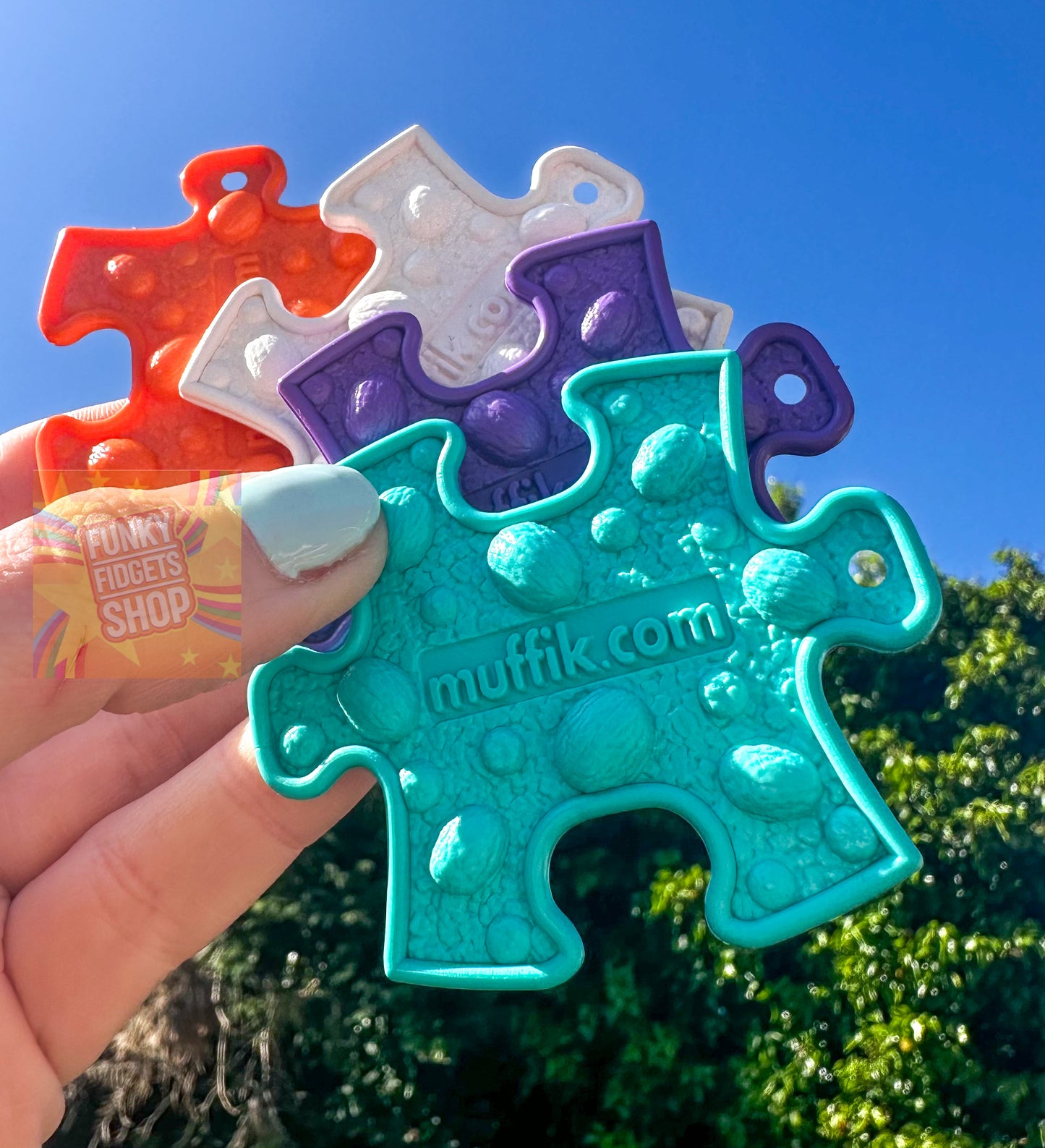 Muffik nano textured keychain accessory